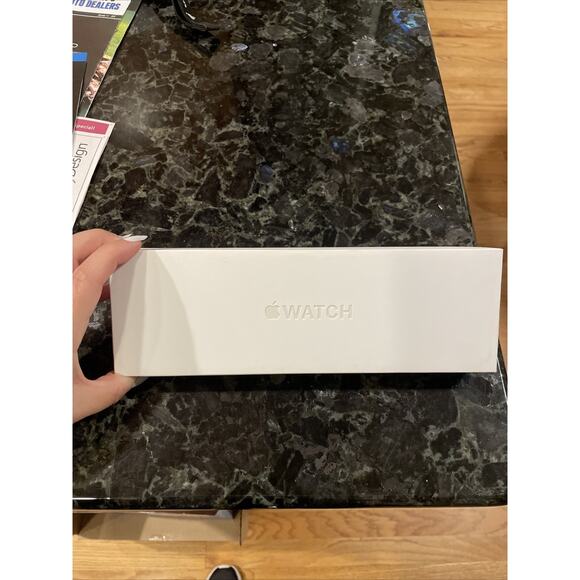 NEW Apple Watch Series 10 46mm Gold Titanium Starlight Sport Band [GPS+Cellular] - Picture 2 of 5